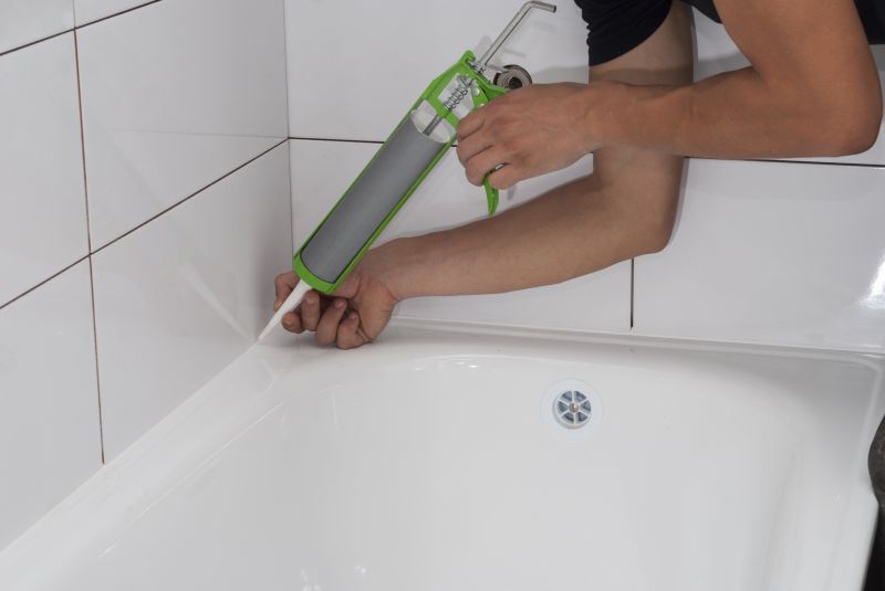 Bathtub Caulking in Kansas City, KS