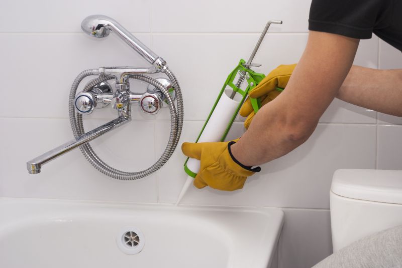 Bathtub Caulking in Conroe, TX