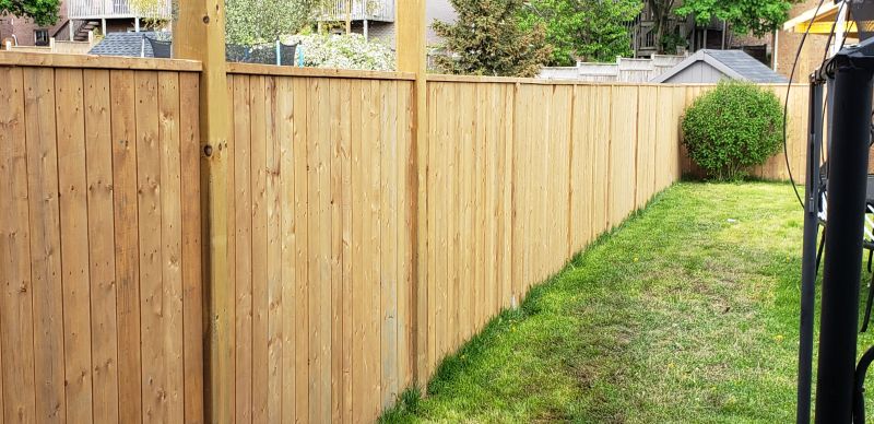Privacy Fence Construction in Peoria, IL